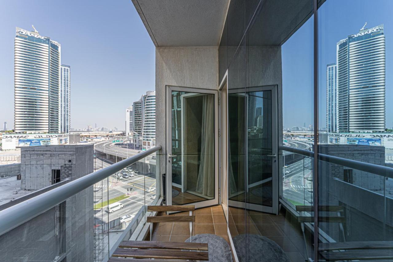 Higuests - Spacious Studio With City Views Near Dubai Mall Exterior foto